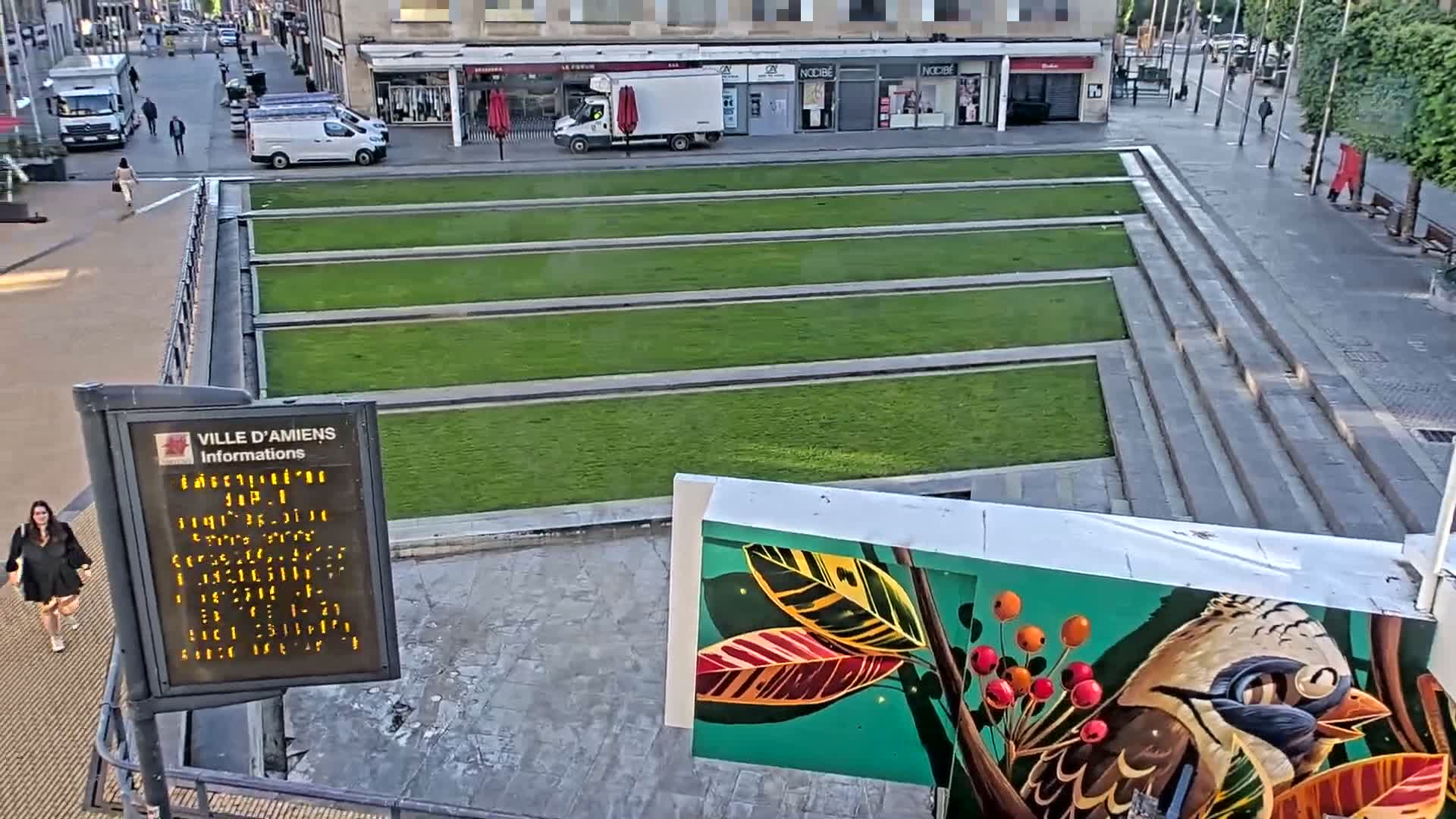 Amiens , Place Gambetta Square Live Cam - Amiens, Somme, Hauts-de-France, France