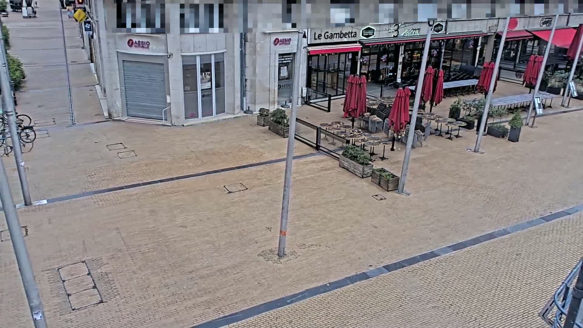 Amiens , Place Gambetta Square Live Cam - Amiens, Somme, Hauts-de-France, France