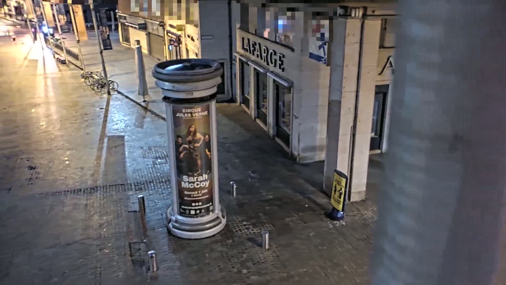 Amiens , Place Gambetta Square Live Cam - Amiens, Somme, Hauts-de-France, France