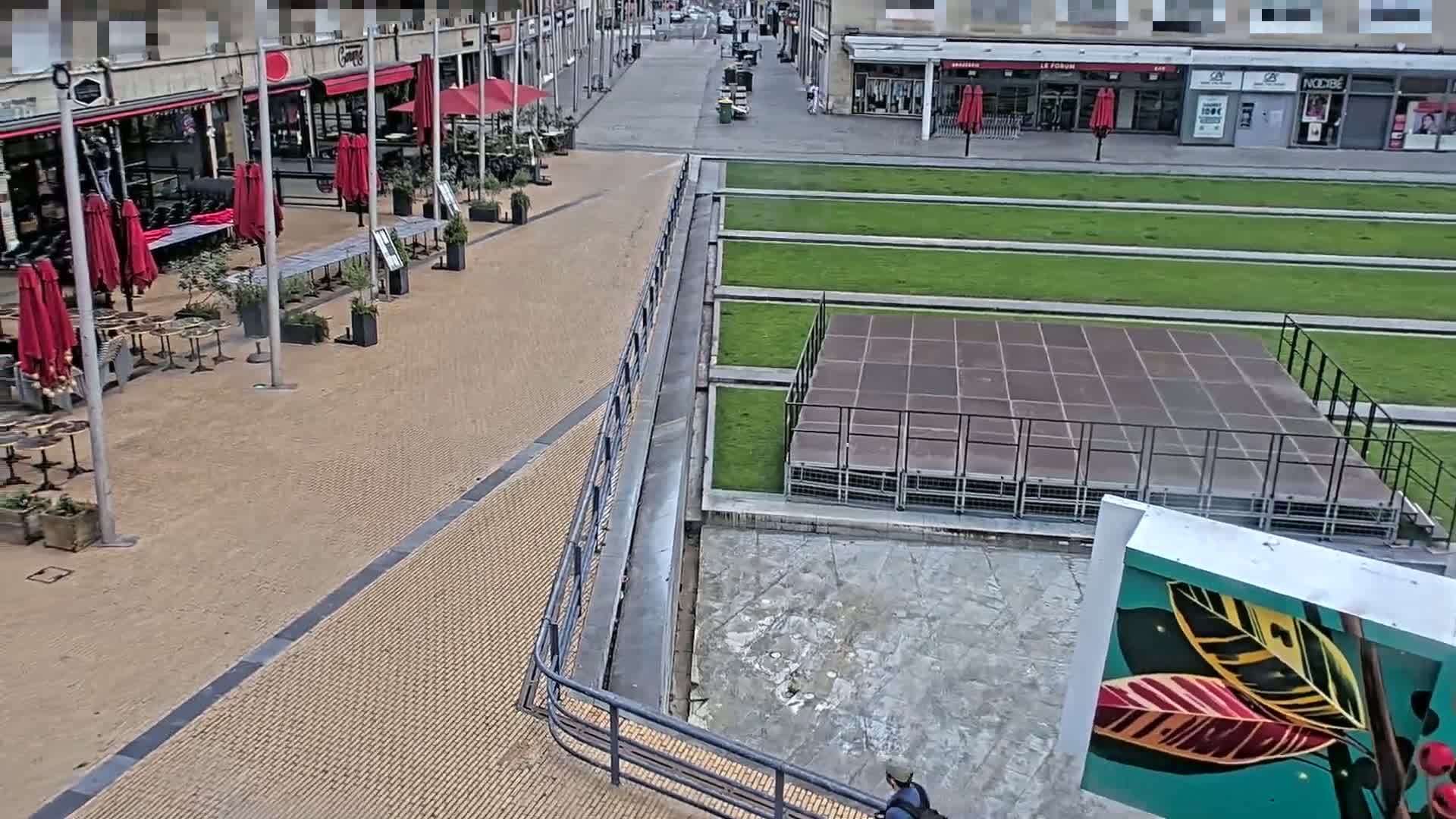 Amiens , Place Gambetta Square Live Cam - Amiens, Somme, Hauts-de-France, France