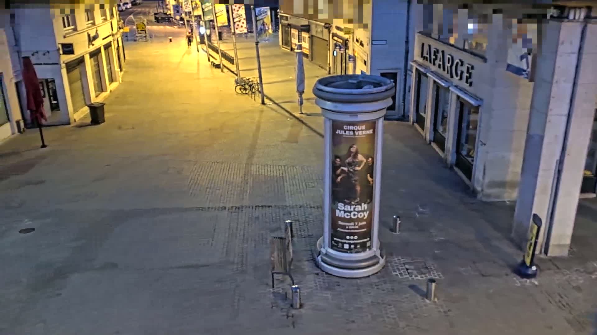 Amiens , Place Gambetta Square Live Cam - Amiens, Somme, Hauts-de-France, France