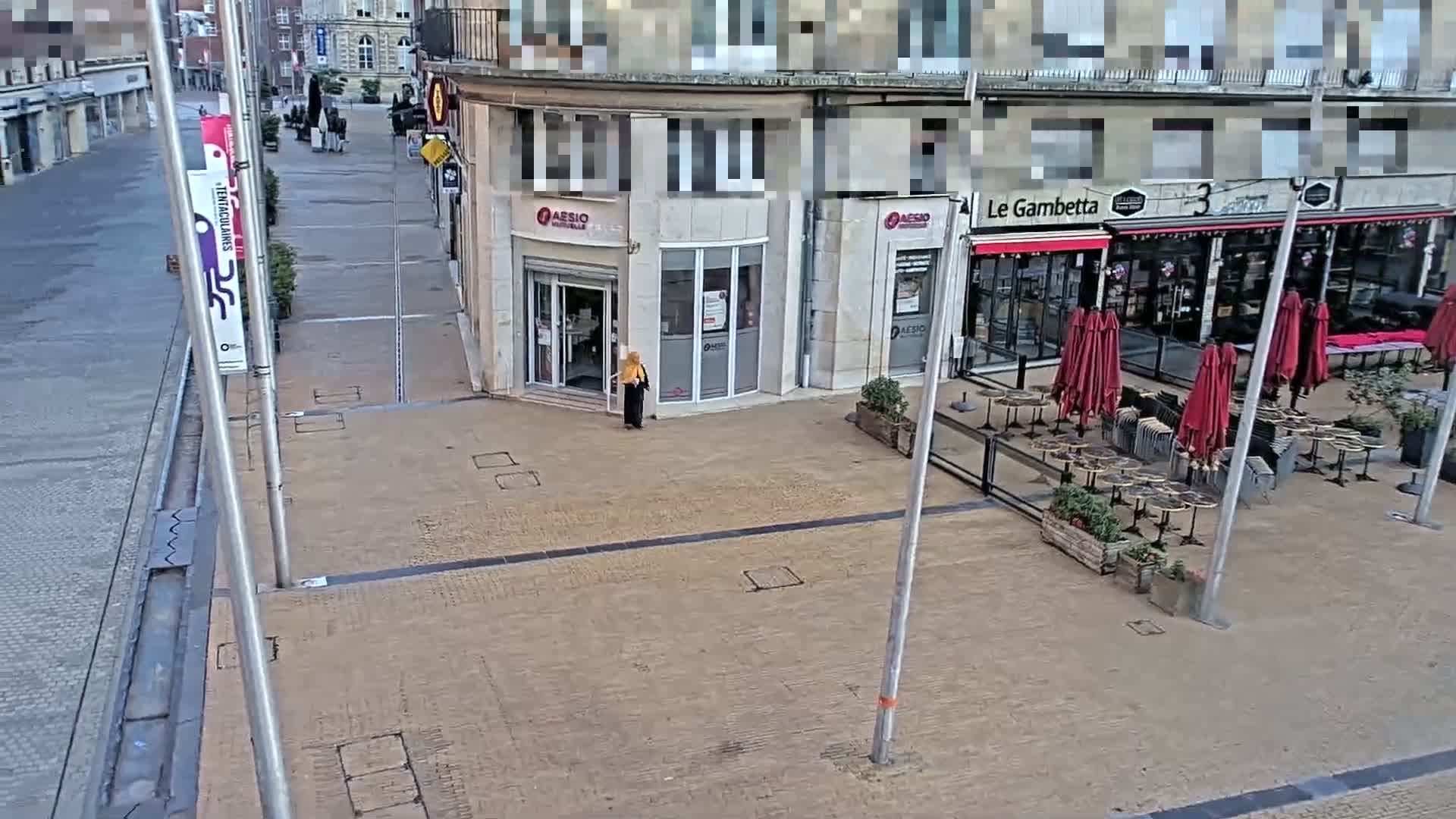 Amiens , Place Gambetta Square Live Cam - Amiens, Somme, Hauts-de-France, France