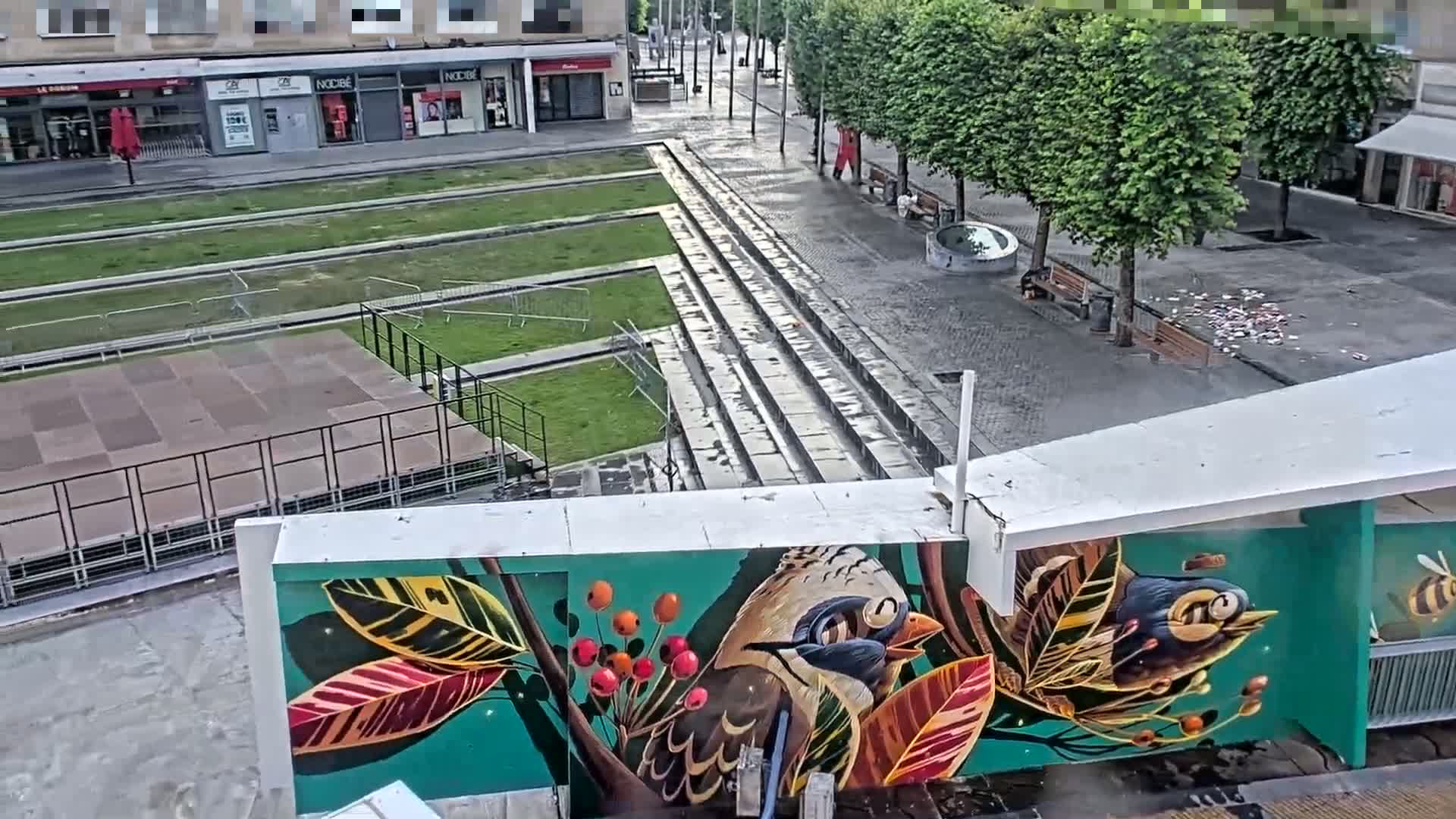 Amiens , Place Gambetta Square Live Cam - Amiens, Somme, Hauts-de-France, France