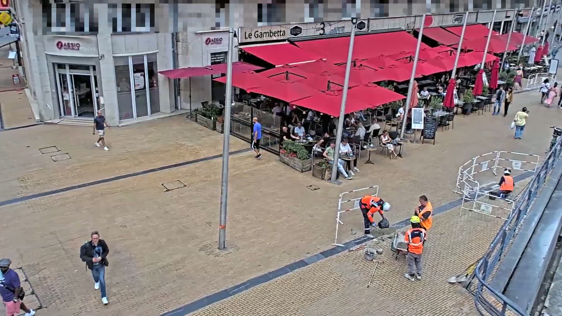 Amiens , Place Gambetta Square Live Cam - Amiens, Somme, Hauts-de-France, France