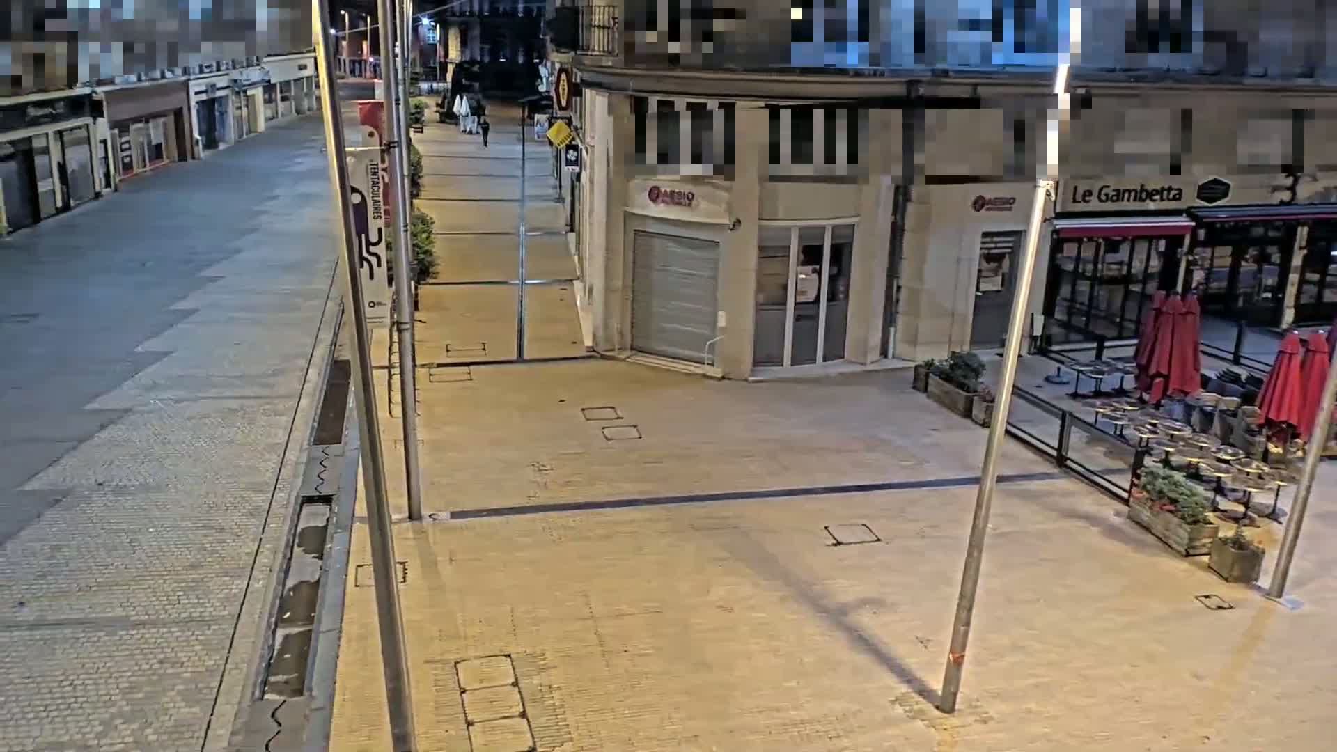 Amiens , Place Gambetta Square Live Cam - Amiens, Somme, Hauts-de-France, France