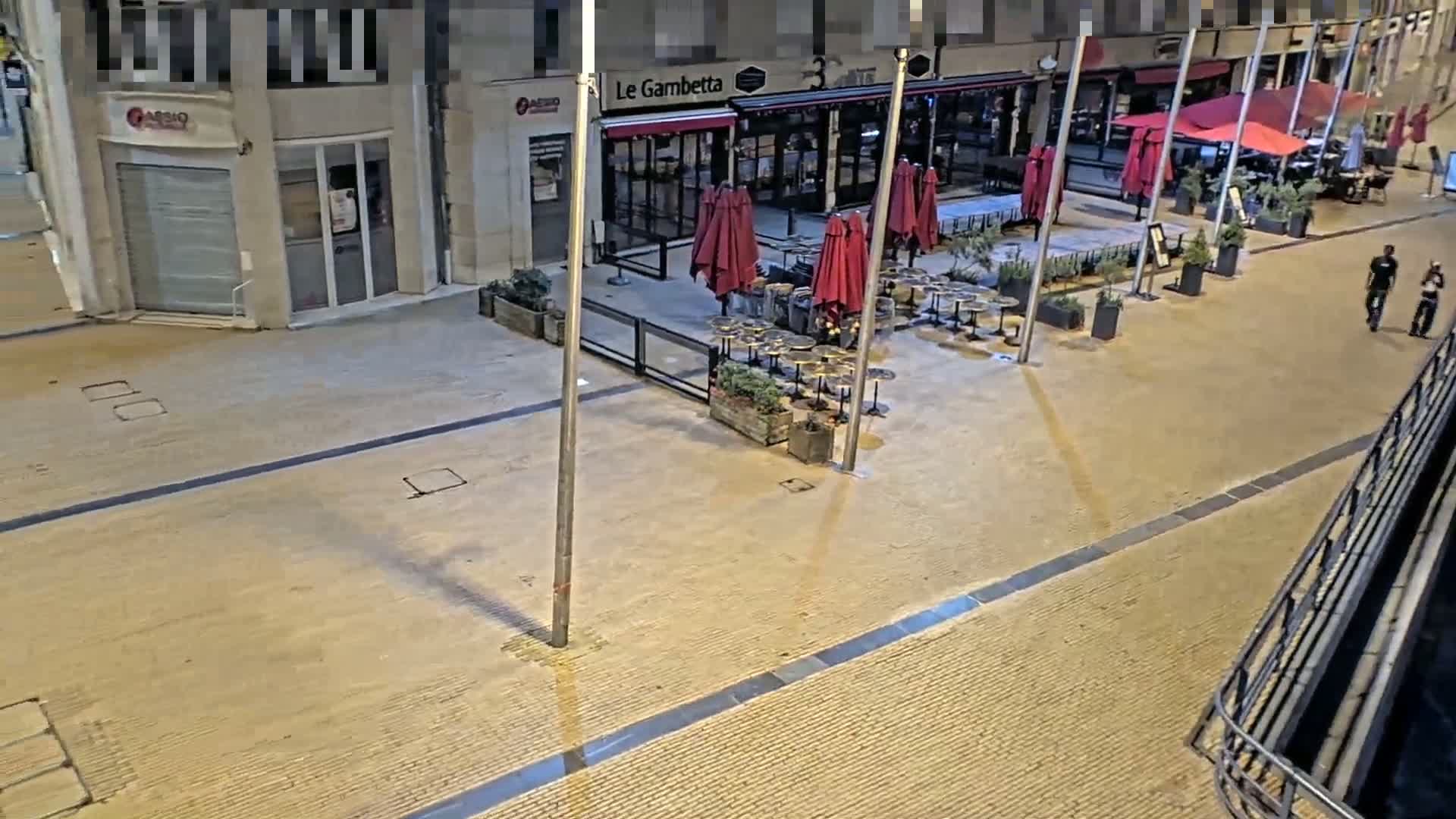 Amiens , Place Gambetta Square Live Cam - Amiens, Somme, Hauts-de-France, France