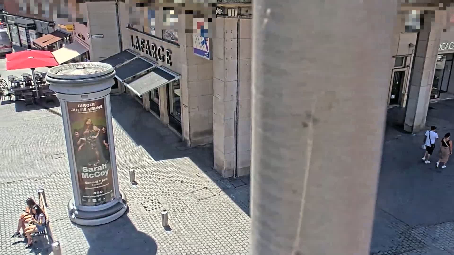 Amiens , Place Gambetta Square Live Cam - Amiens, Somme, Hauts-de-France, France