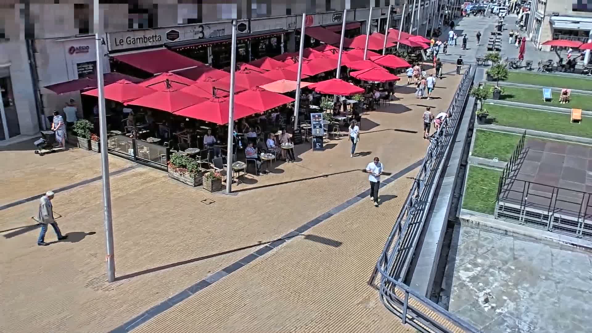 Amiens , Place Gambetta Square Live Cam - Amiens, Somme, Hauts-de-France, France