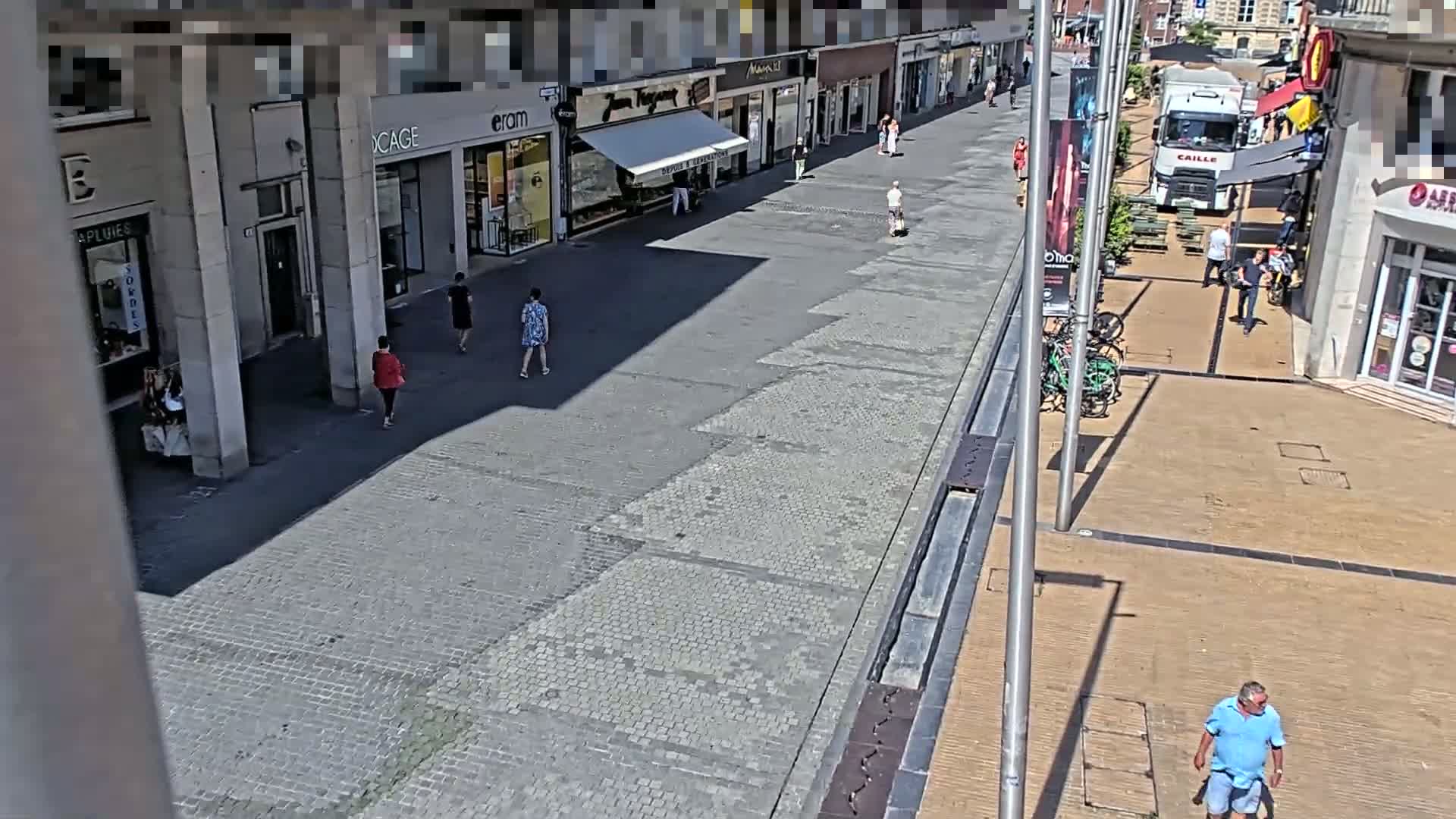 Amiens , Place Gambetta Square Live Cam - Amiens, Somme, Hauts-de-France, France