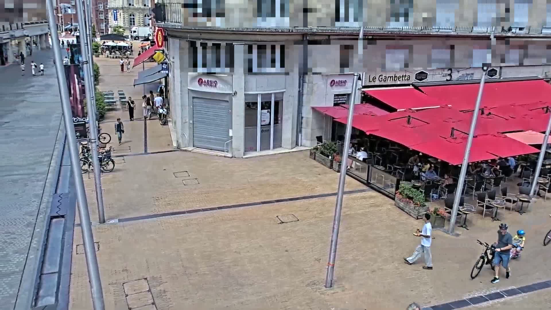 Amiens , Place Gambetta Square Live Cam - Amiens, Somme, Hauts-de-France, France