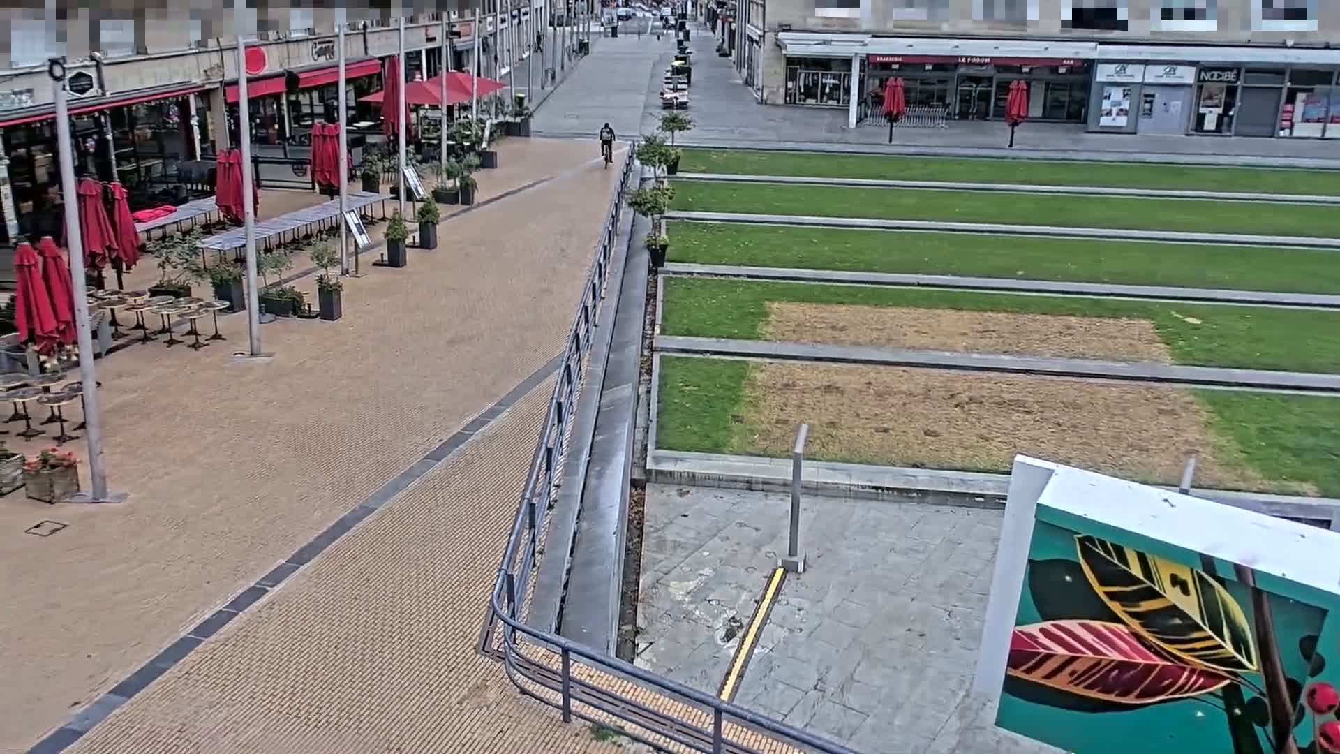Amiens , Place Gambetta Square Live Cam - Amiens, Somme, Hauts-de-France, France