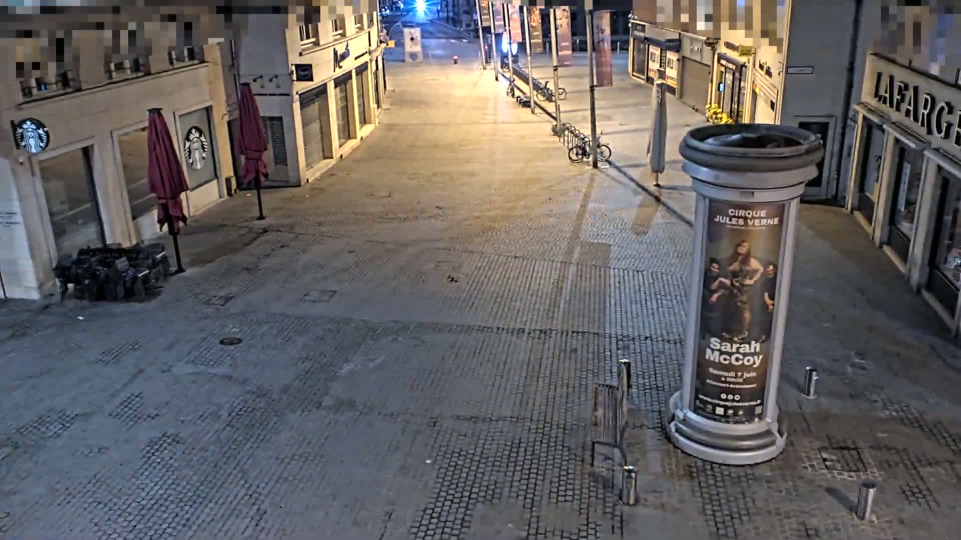 Amiens , Place Gambetta Square Live Cam - Amiens, Somme, Hauts-de-France, France