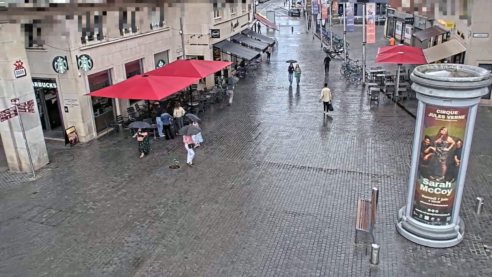 Amiens , Place Gambetta Square Live Cam - Amiens, Somme, Hauts-de-France, France