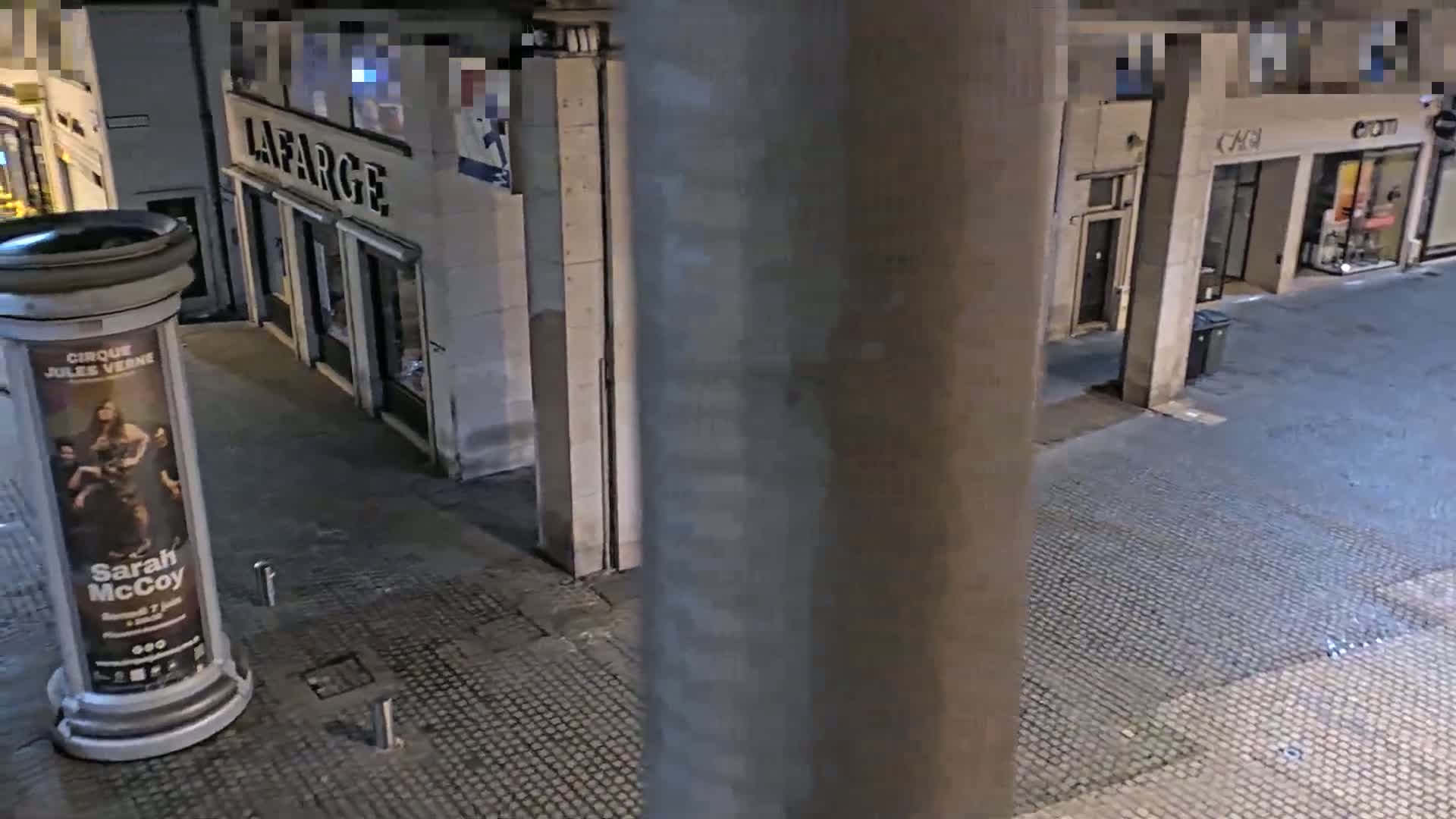 Amiens , Place Gambetta Square Live Cam - Amiens, Somme, Hauts-de-France, France