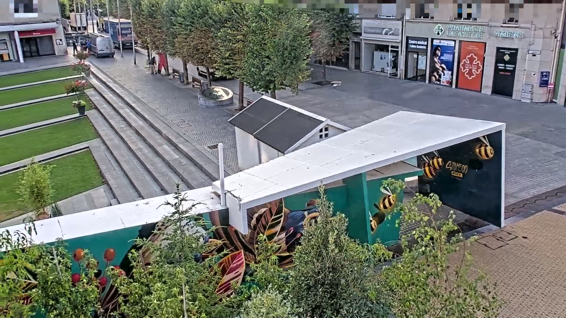 Amiens , Place Gambetta Square Live Cam - Amiens, Somme, Hauts-de-France, France