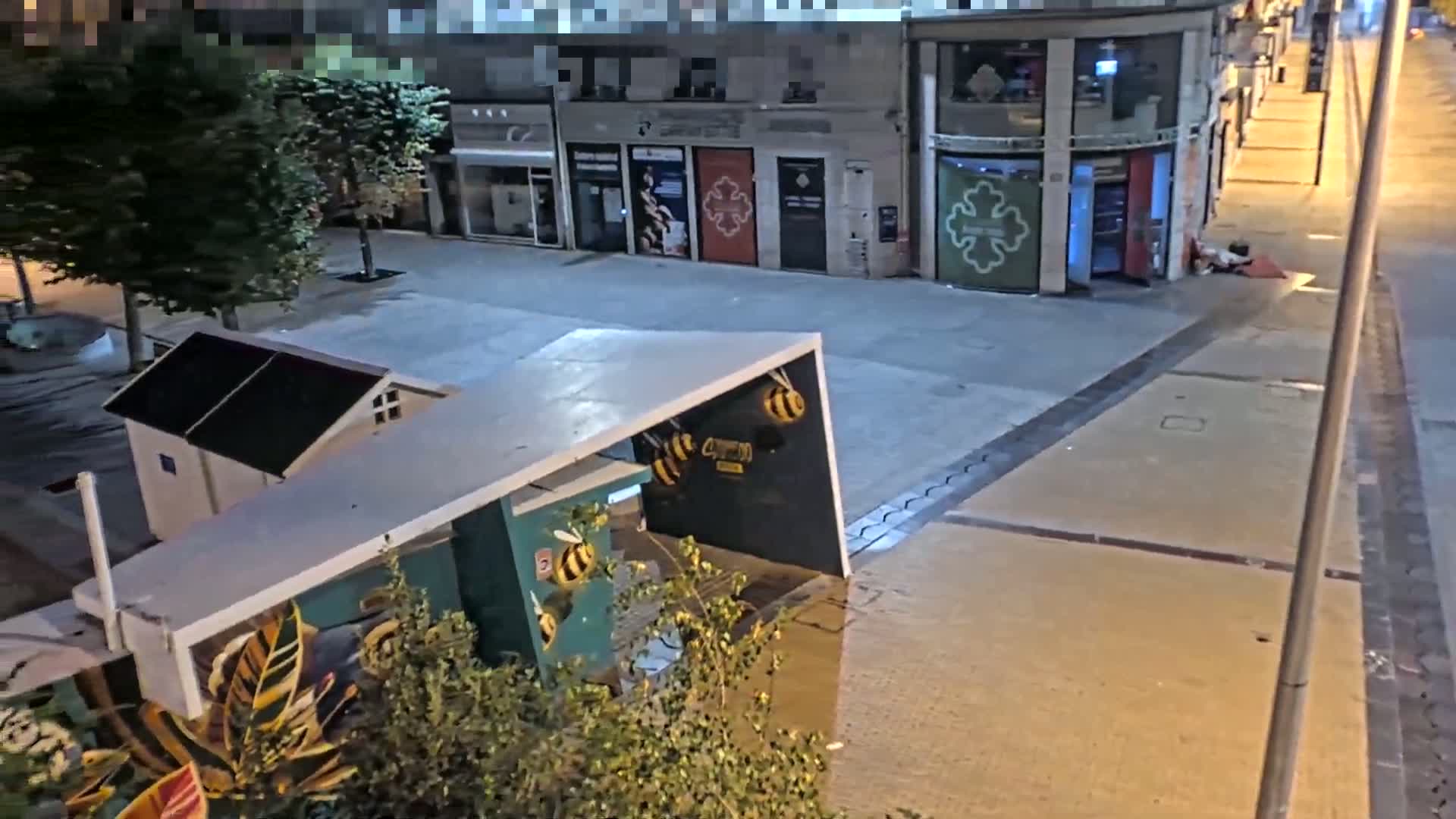 Amiens , Place Gambetta Square Live Cam - Amiens, Somme, Hauts-de-France, France