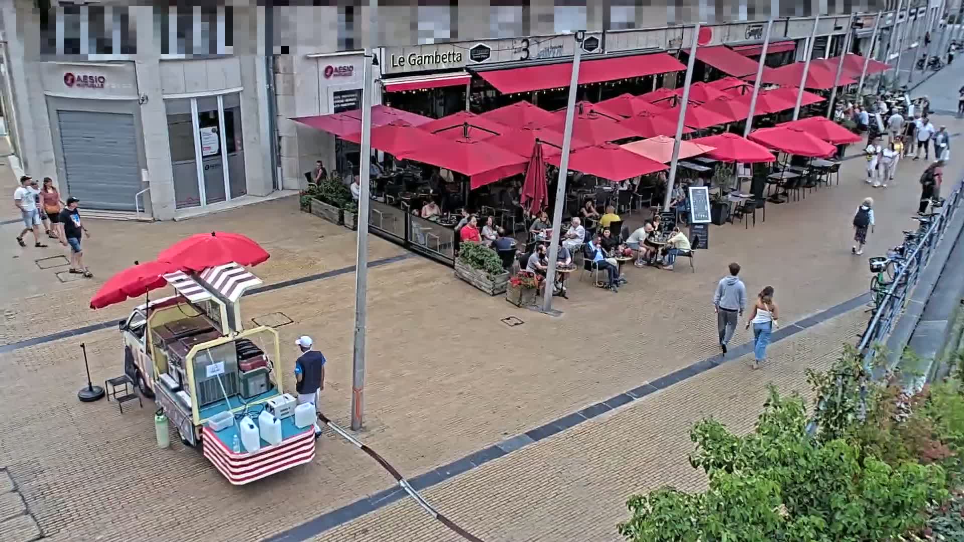 Amiens , Place Gambetta Square Live Cam - Amiens, Somme, Hauts-de-France, France