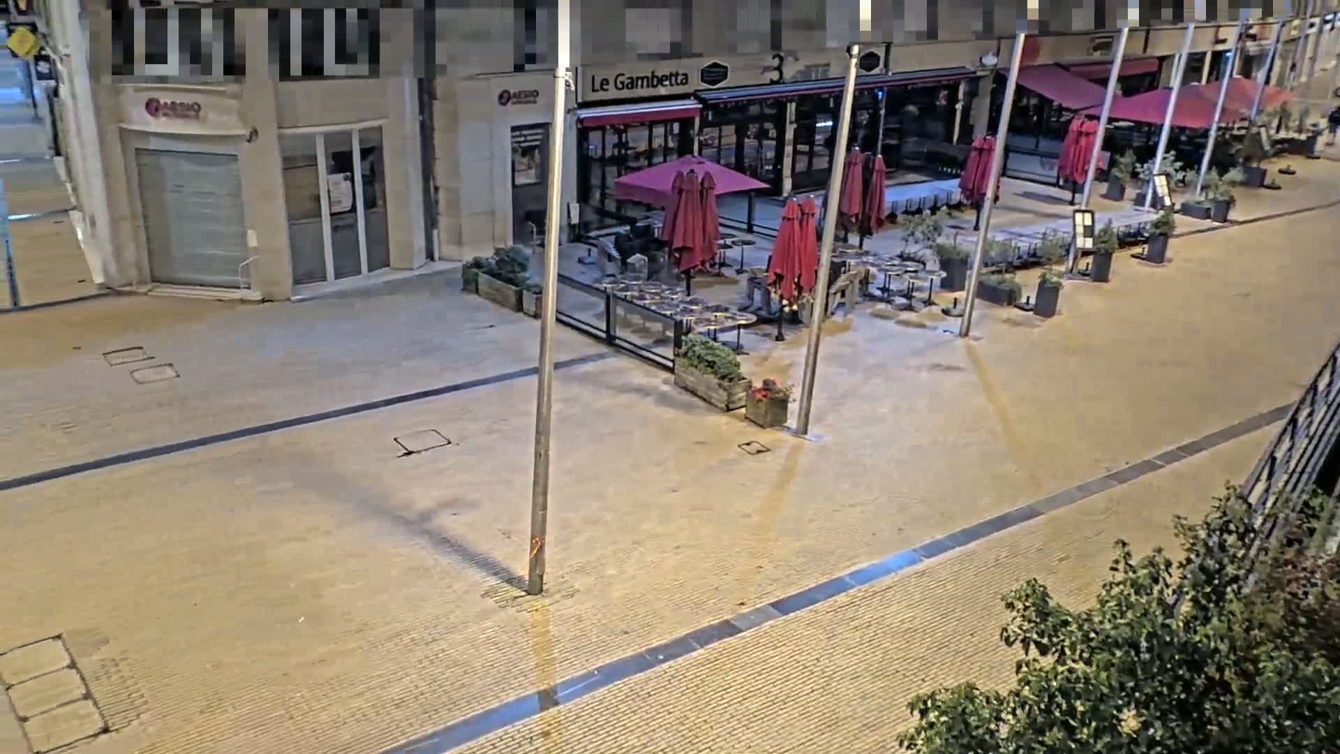 Amiens , Place Gambetta Square Live Cam - Amiens, Somme, Hauts-de-France, France