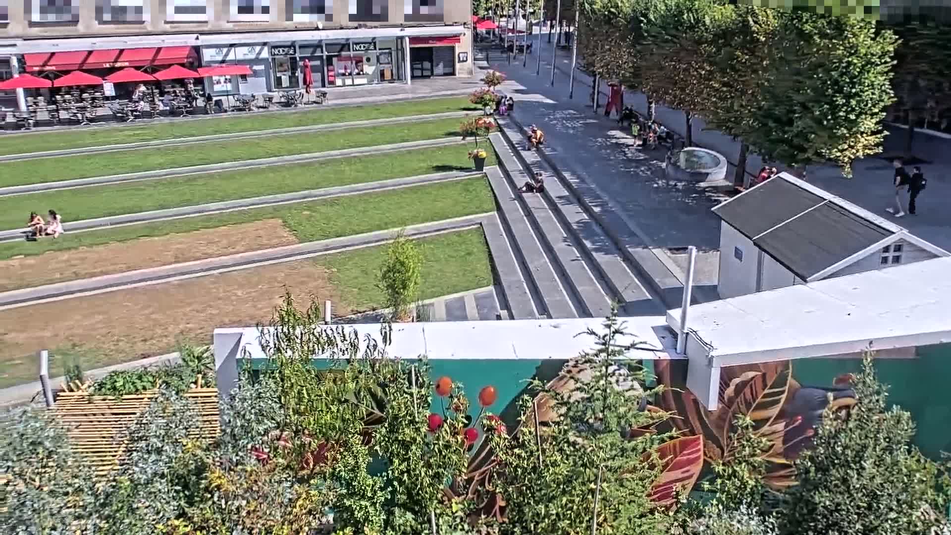 Amiens , Place Gambetta Square Live Cam - Amiens, Somme, Hauts-de-France, France