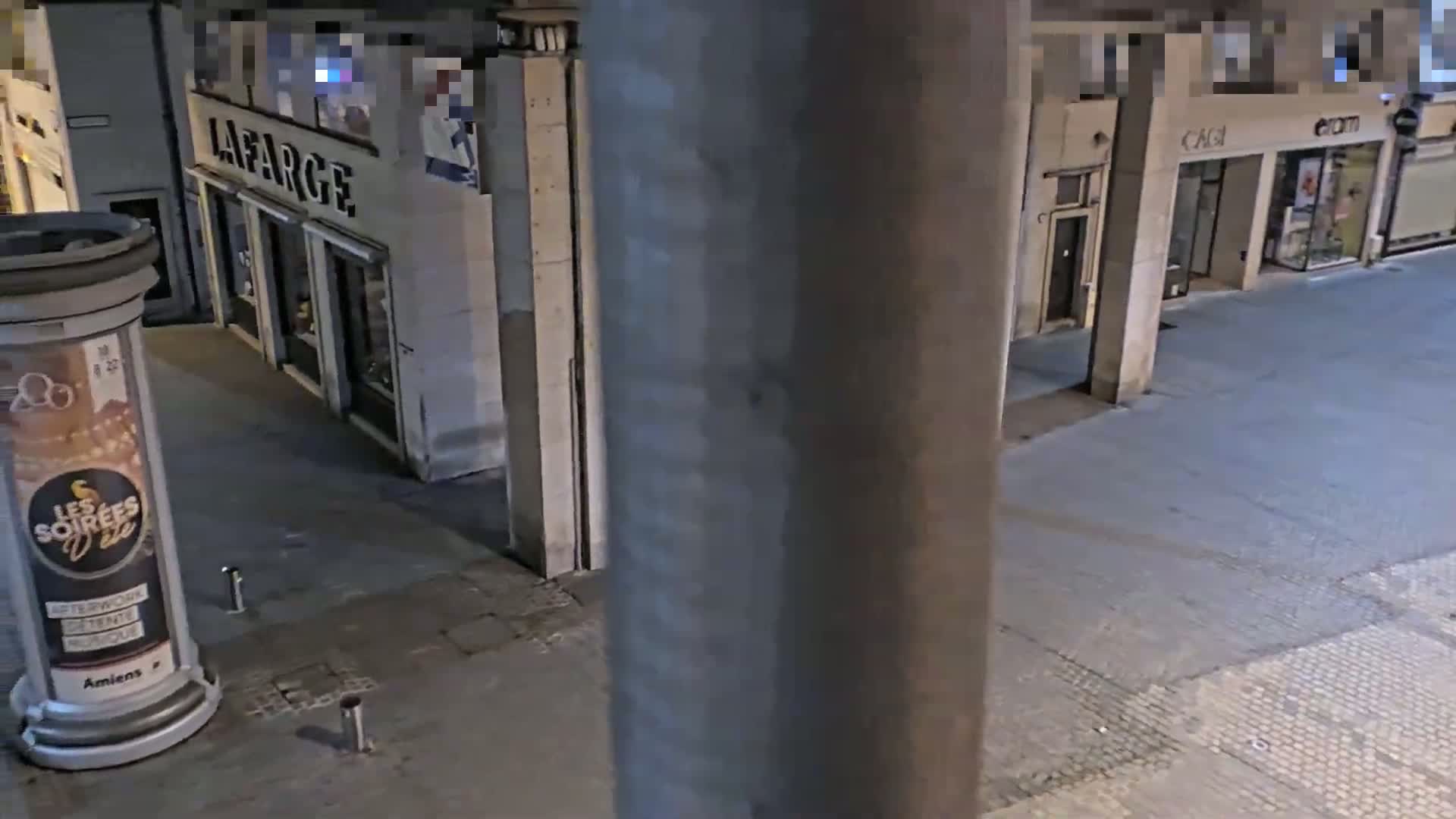 Amiens , Place Gambetta Square Live Cam - Amiens, Somme, Hauts-de-France, France