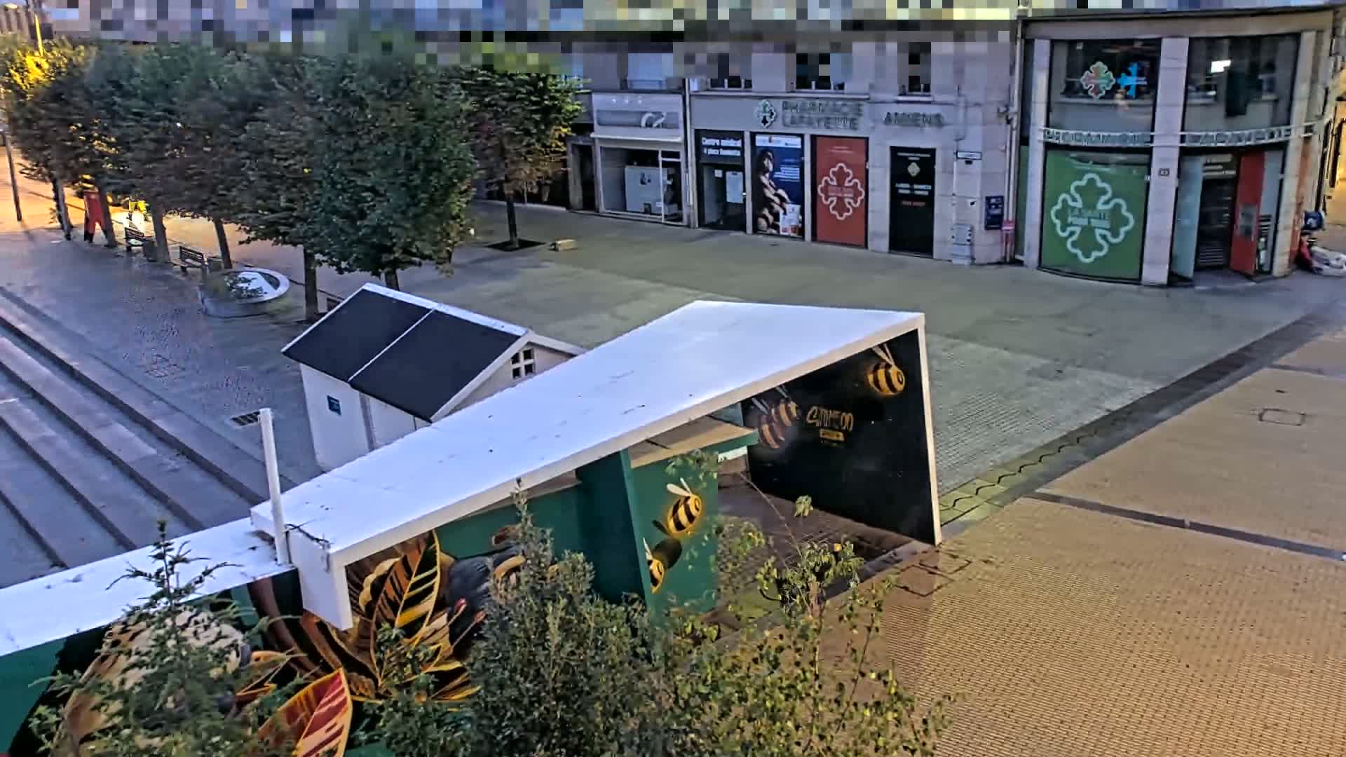 Amiens , Place Gambetta Square Live Cam - Amiens, Somme, Hauts-de-France, France