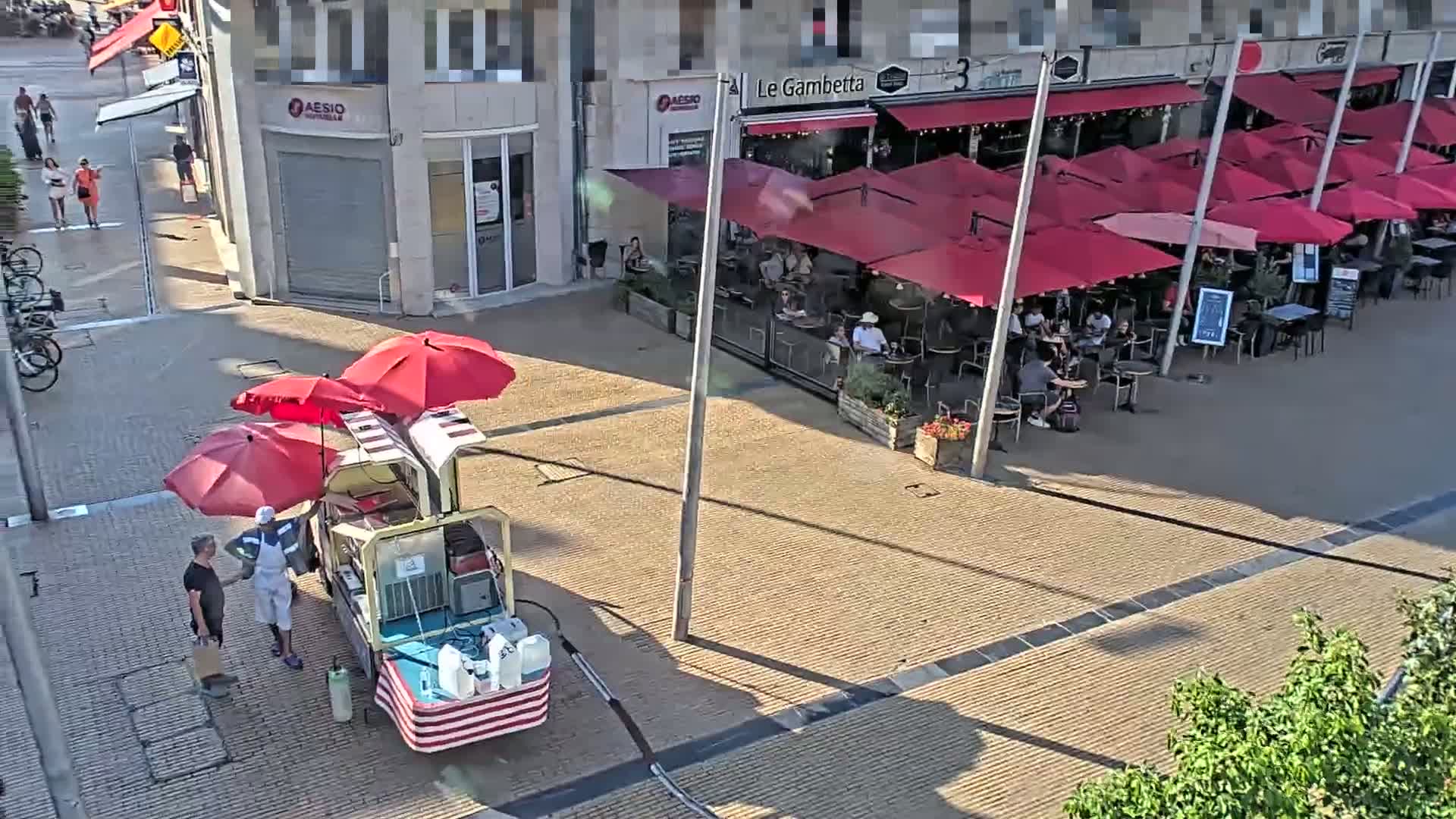 Amiens , Place Gambetta Square Live Cam - Amiens, Somme, Hauts-de-France, France