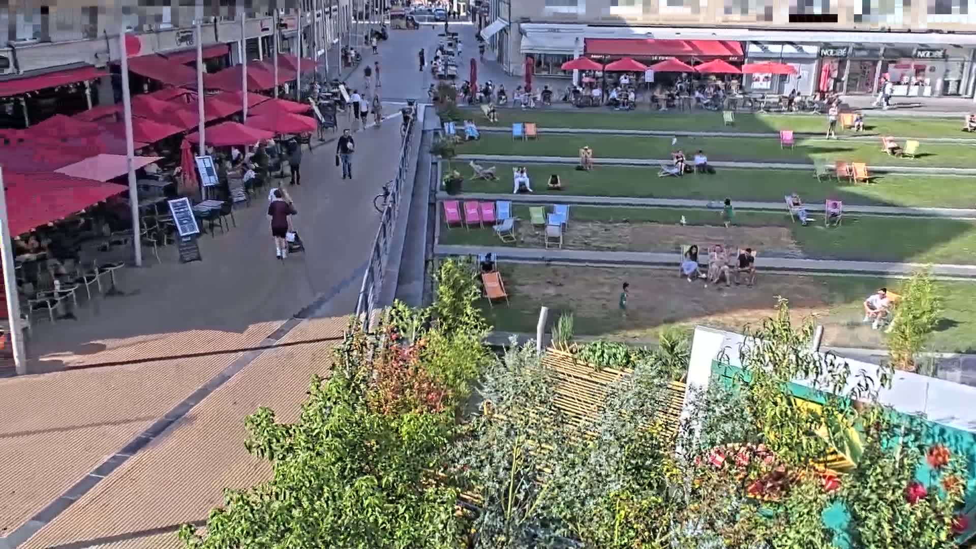 Amiens , Place Gambetta Square Live Cam - Amiens, Somme, Hauts-de-France, France