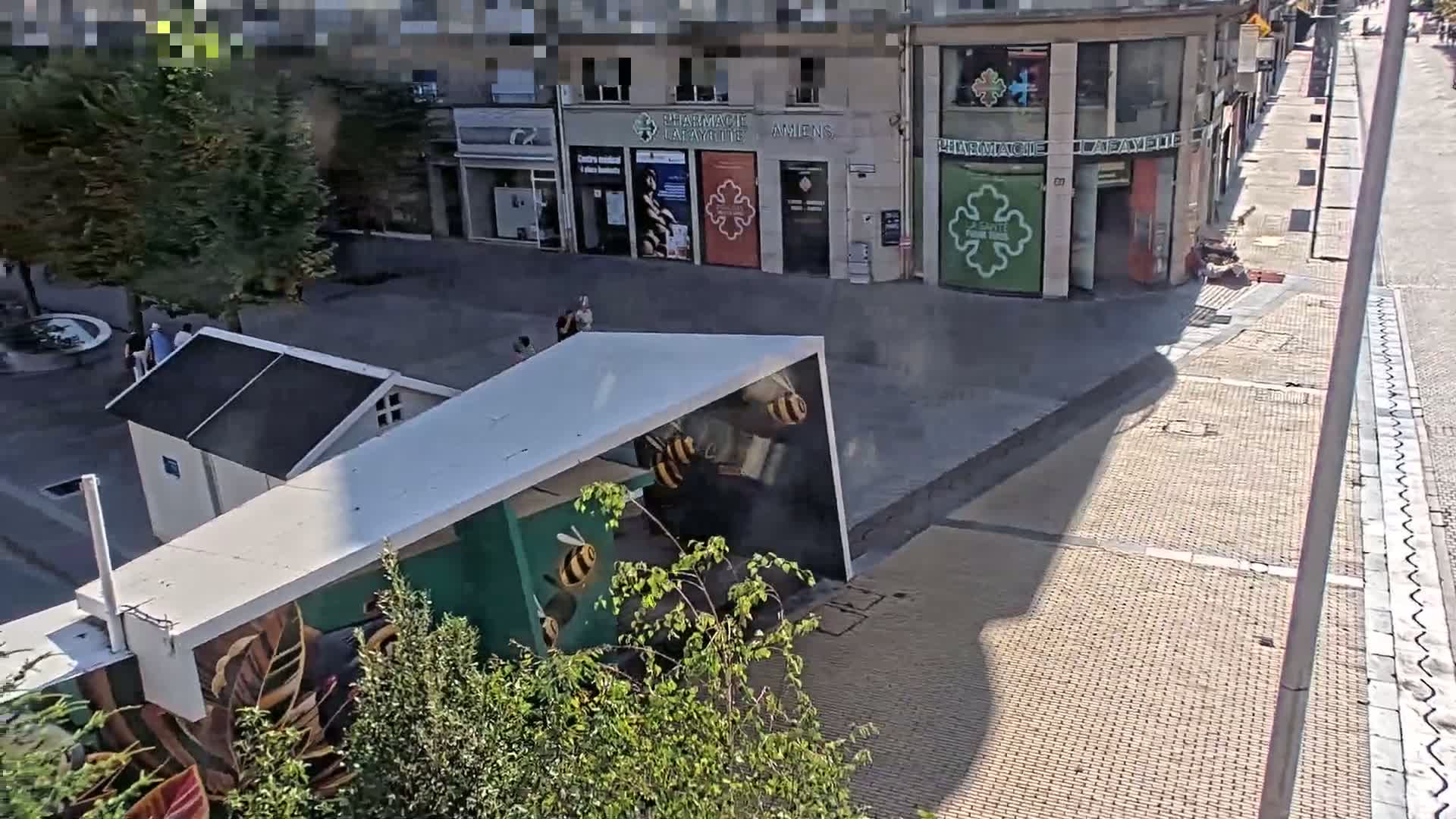 Amiens , Place Gambetta Square Live Cam - Amiens, Somme, Hauts-de-France, France