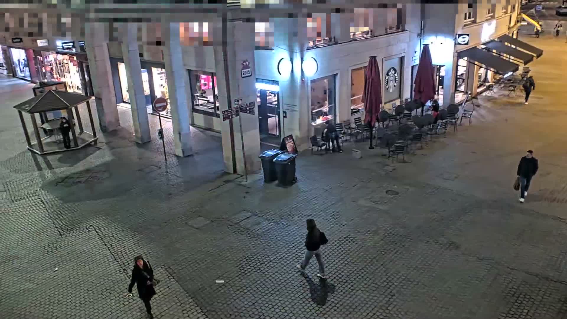 Amiens , Place Gambetta Square Live Cam - Amiens, Somme, Hauts-de-France, France