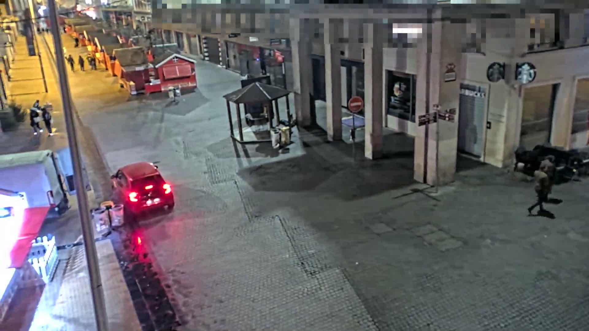 Amiens , Place Gambetta Square Live Cam - Amiens, Somme, Hauts-de-France, France