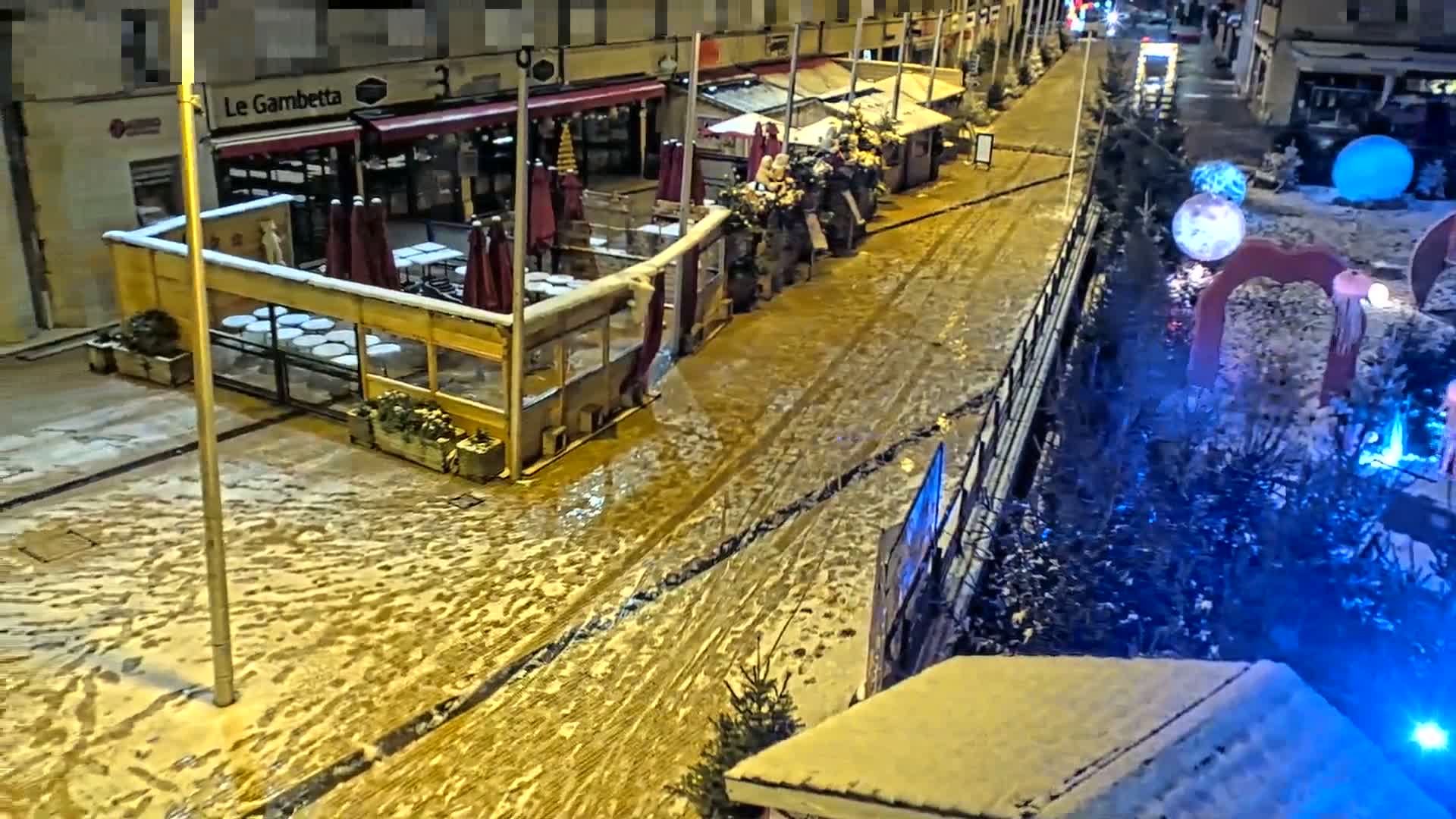 Amiens , Place Gambetta Square Live Cam - Amiens, Somme, Hauts-de-France, France