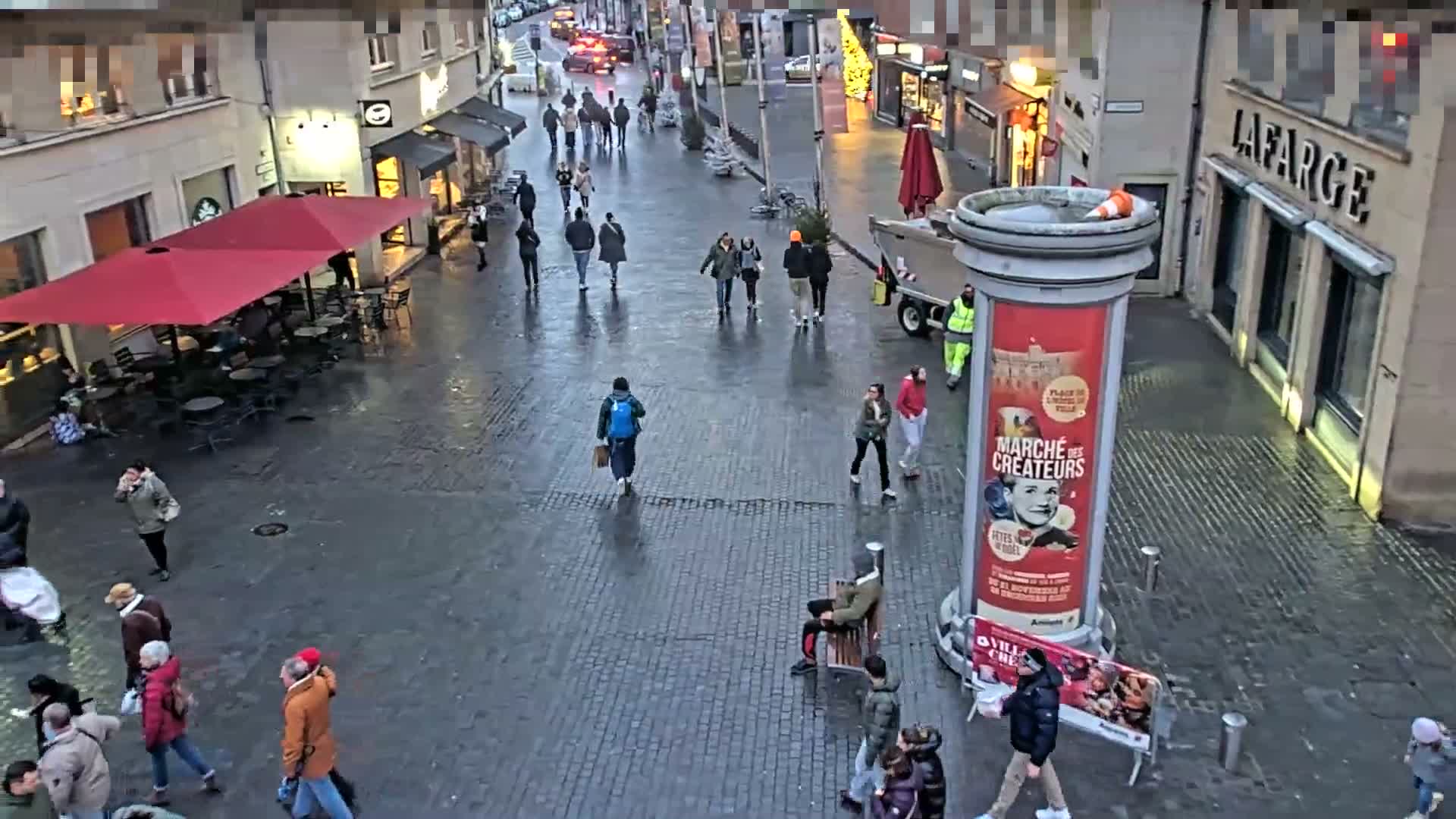 Amiens , Place Gambetta Square Live Cam - Amiens, Somme, Hauts-de-France, France