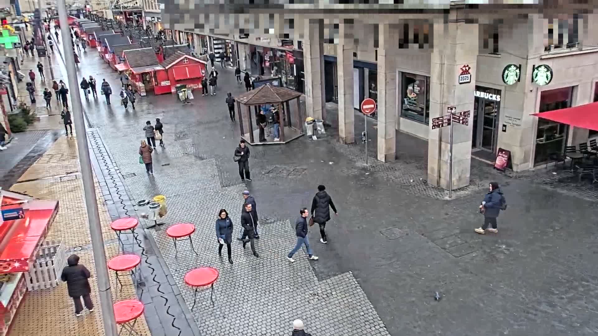 Amiens , Place Gambetta Square Live Cam - Amiens, Somme, Hauts-de-France, France