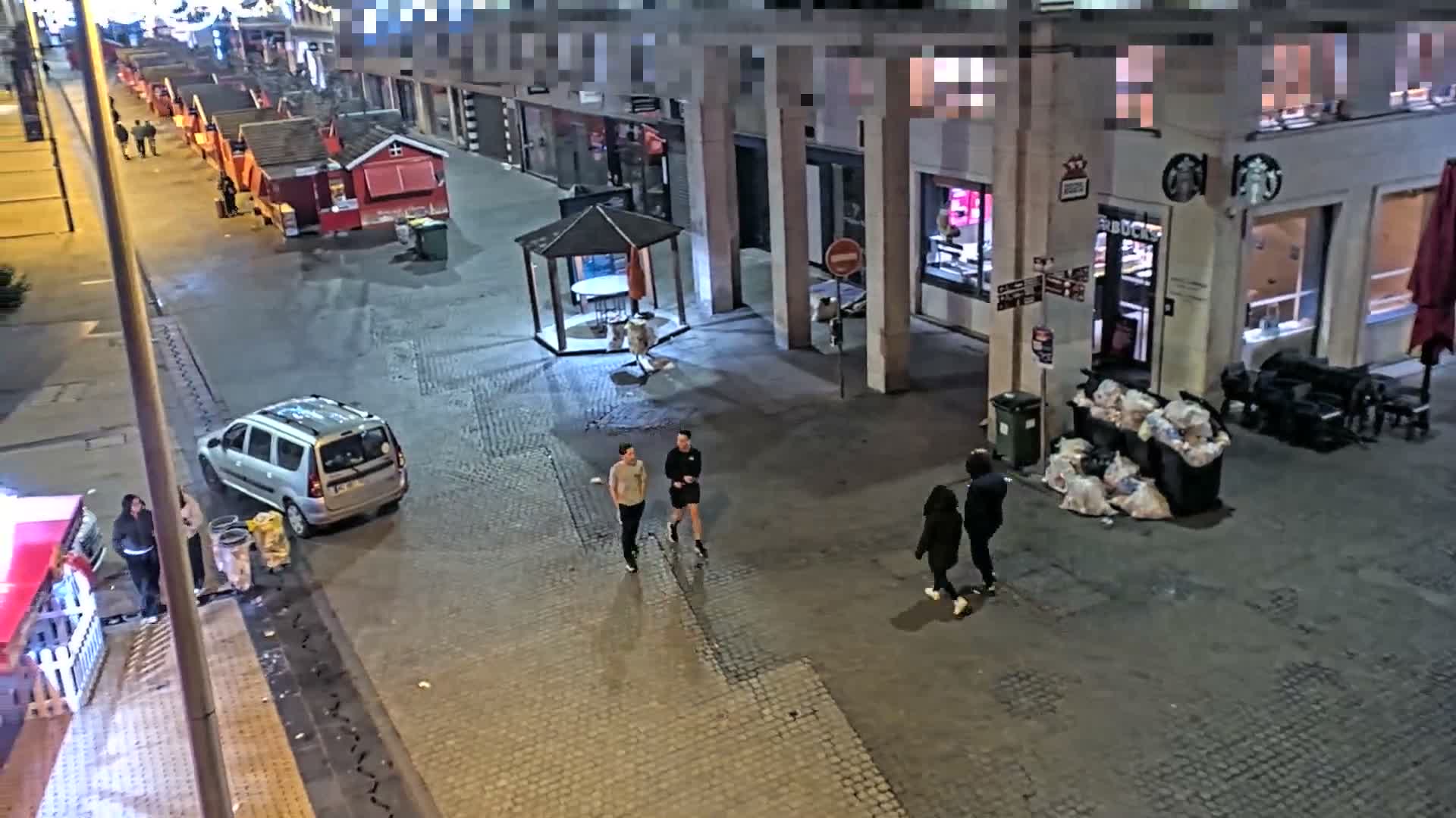 Amiens , Place Gambetta Square Live Cam - Amiens, Somme, Hauts-de-France, France