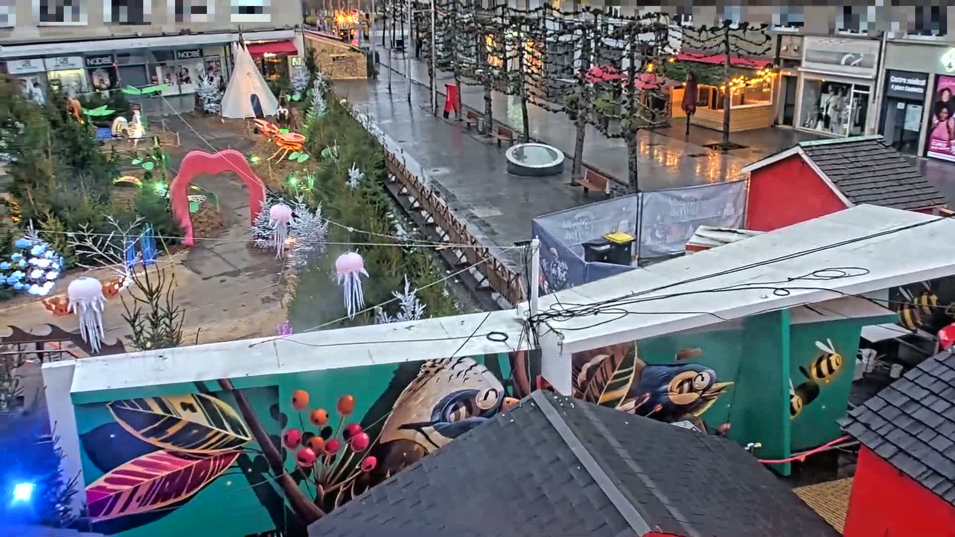 Amiens , Place Gambetta Square Live Cam - Amiens, Somme, Hauts-de-France, France