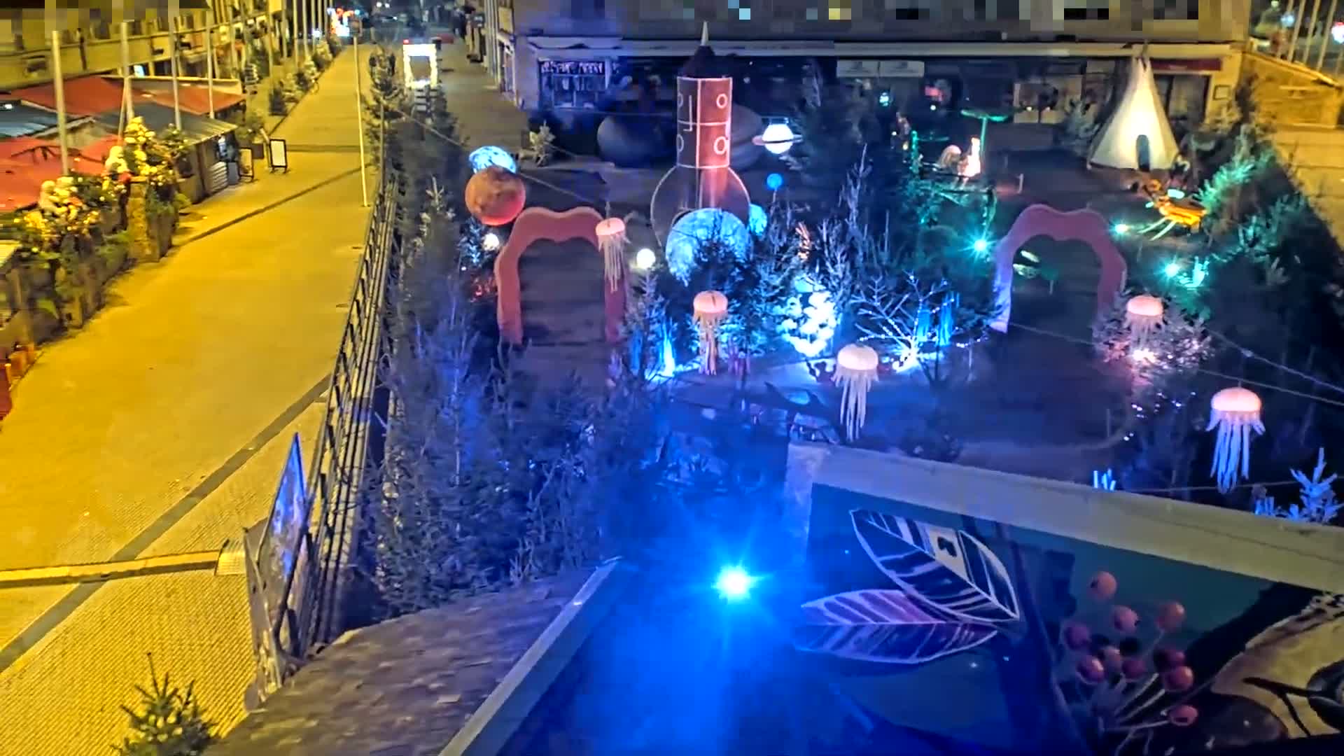 Amiens , Place Gambetta Square Live Cam - Amiens, Somme, Hauts-de-France, France