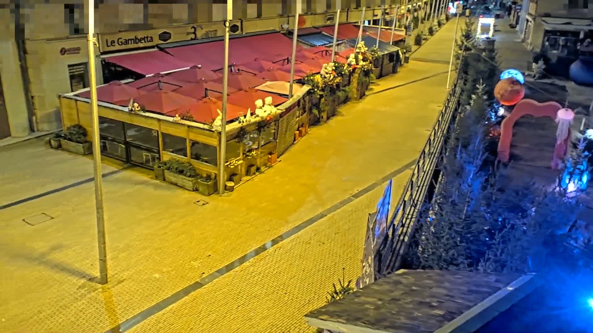 Amiens , Place Gambetta Square Live Cam - Amiens, Somme, Hauts-de-France, France