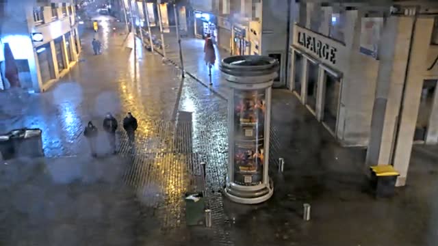 Amiens , Place Gambetta Square Live Cam - Amiens, Somme, Hauts-de-France, France
