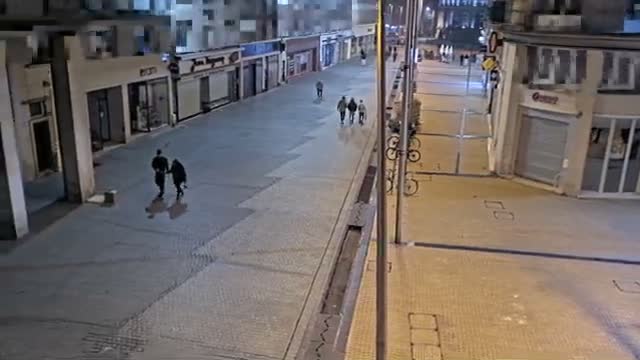 Amiens , Place Gambetta Square Live Cam - Amiens, Somme, Hauts-de-France, France