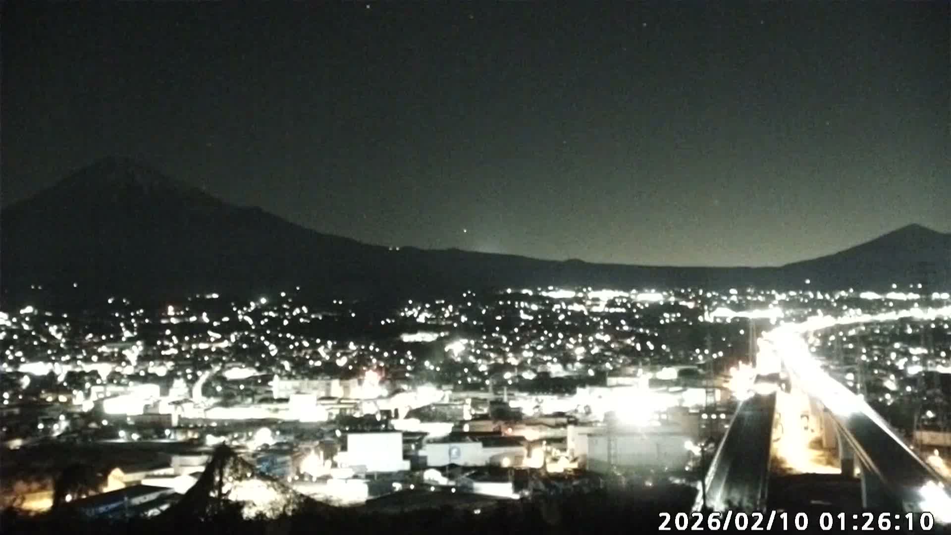 Fujinomiya City & Mount Fuji  ( 富士山と富士宮市 ) Skyline Live Cam - Yamamoto, Fujinomiya, Shizuoka, Chūbu (Tōkai),  Honshu, Japan
