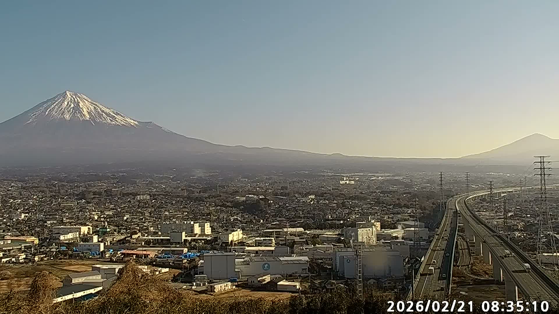 Fujinomiya City & Mount Fuji  ( 富士山と富士宮市 ) Skyline Live Cam - Yamamoto, Fujinomiya, Shizuoka, Chūbu (Tōkai),  Honshu, Japan