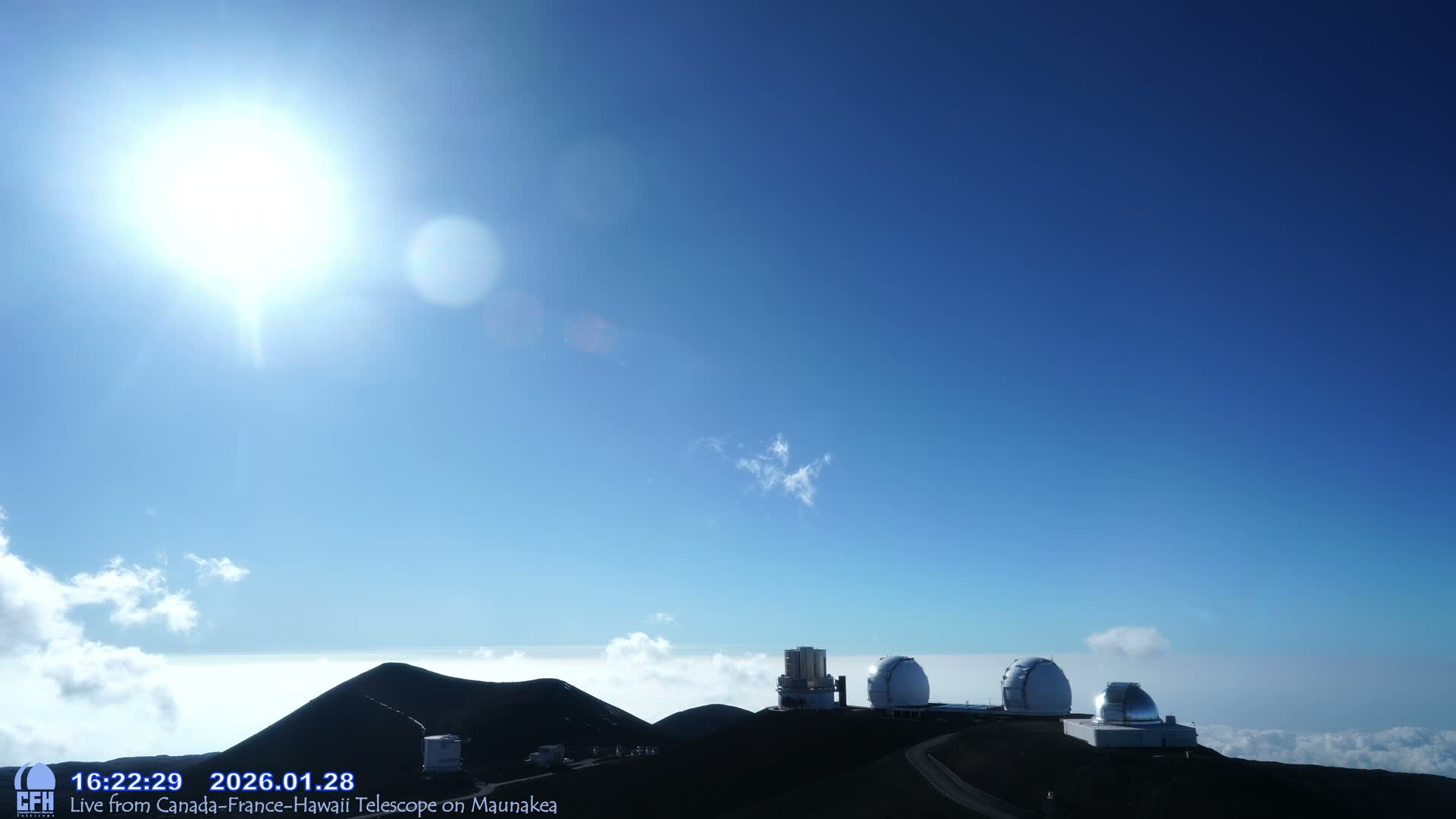 Hawaii , Mauna Kea Volcano & Observatories Center  towards West Live Cam - Mauna Kea Access Road, Hilo, Big Island, Hawaii, USA