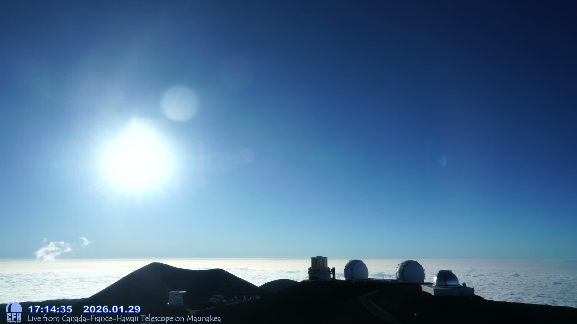 Hawaii , Mauna Kea Volcano & Observatories Center  towards West Live Cam - Mauna Kea Access Road, Hilo, Big Island, Hawaii, USA