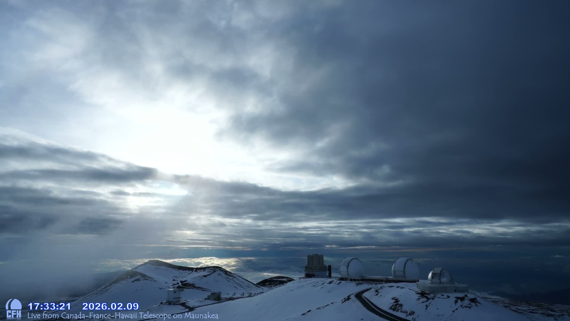 Hawaii , Mauna Kea Volcano & Observatories Center  towards West Live Cam - Mauna Kea Access Road, Hilo, Big Island, Hawaii, USA