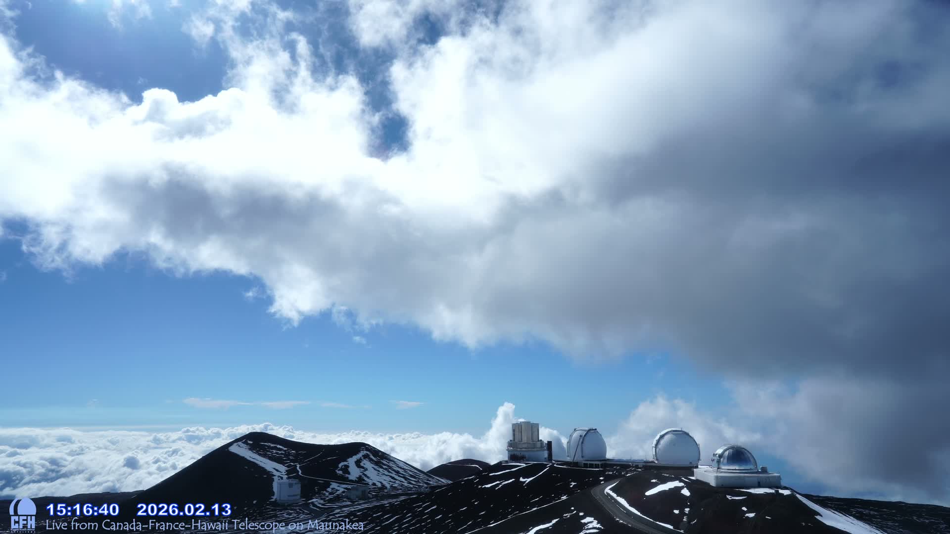 Hawaii , Mauna Kea Volcano & Observatories Center  towards West Live Cam - Mauna Kea Access Road, Hilo, Big Island, Hawaii, USA