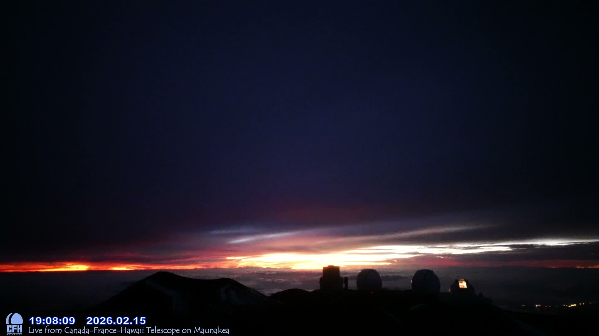 Hawaii , Mauna Kea Volcano & Observatories Center  towards West Live Cam - Mauna Kea Access Road, Hilo, Big Island, Hawaii, USA