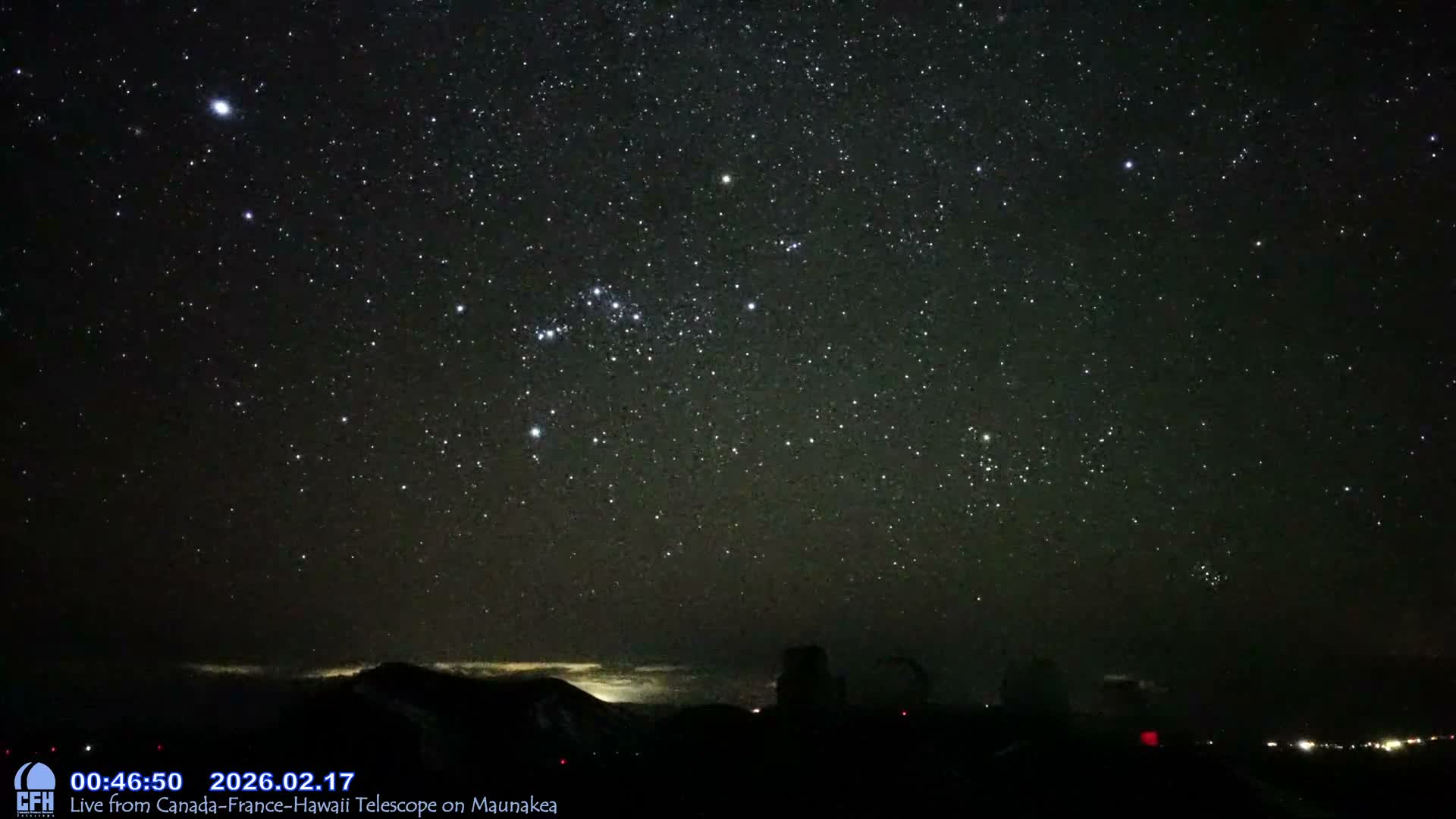 Hawaii , Mauna Kea Volcano & Observatories Center  towards West Live Cam - Mauna Kea Access Road, Hilo, Big Island, Hawaii, USA