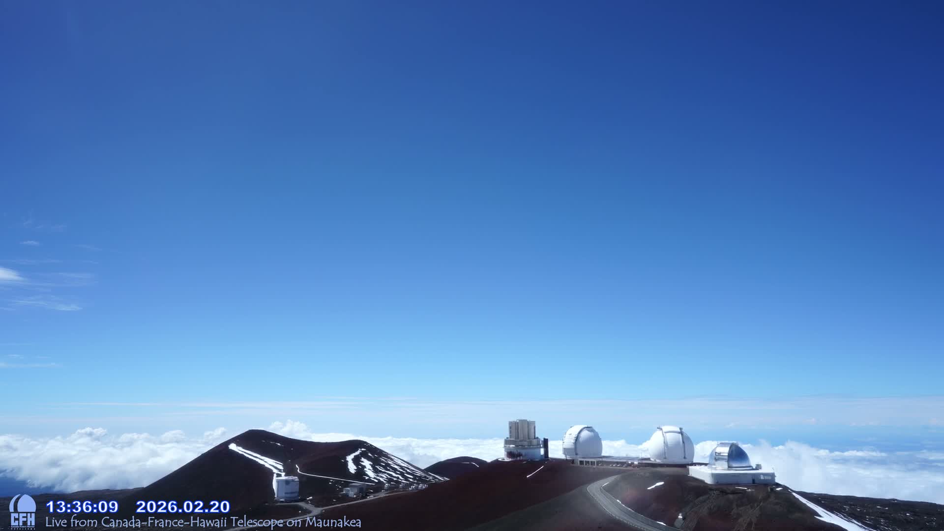 Hawaii , Mauna Kea Volcano & Observatories Center  towards West Live Cam - Mauna Kea Access Road, Hilo, Big Island, Hawaii, USA