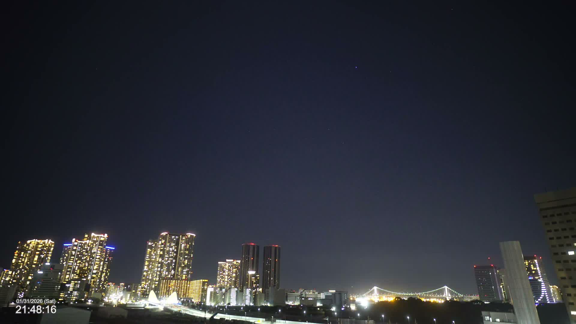 Tokyo, Kachidoki Towers View from Tsukiji ( 東京、築地からの勝どきタワーズビュー ) Live Cam - Tsukiji, Chuo Ku, Tokyo, Kantō, Honshu, Japan