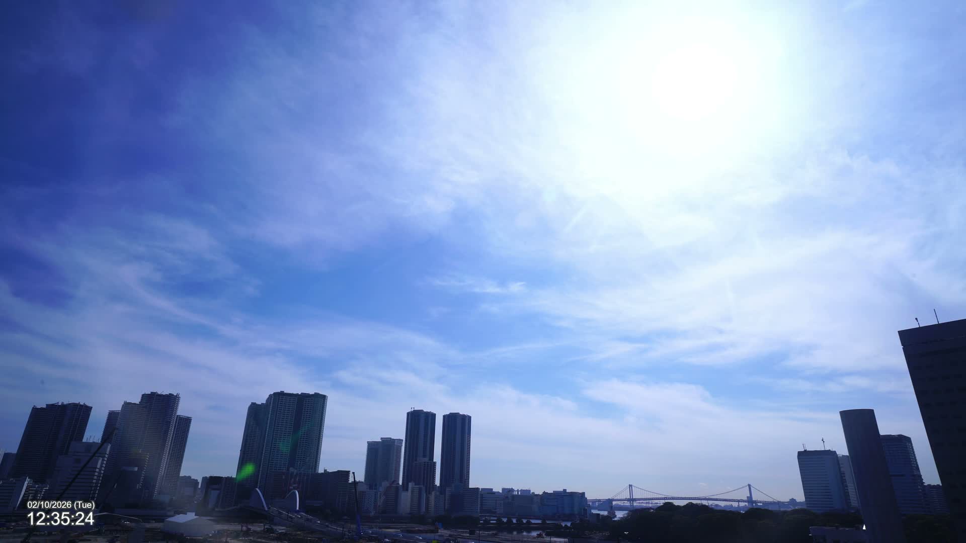 Tokyo, Kachidoki Towers View from Tsukiji ( 東京、築地からの勝どきタワーズビュー ) Live Cam - Tsukiji, Chuo Ku, Tokyo, Kantō, Honshu, Japan